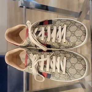 Gucci Ace Supreme Sneaker